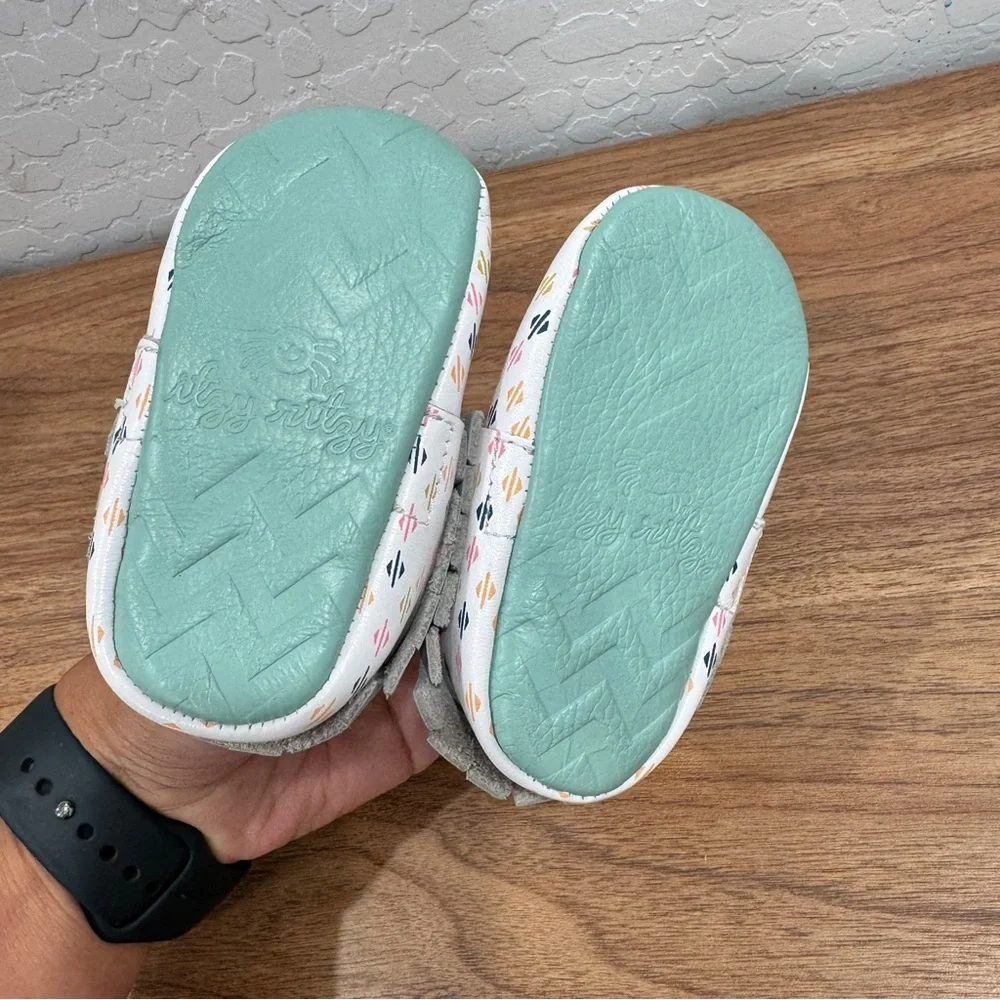 Itzy Ritzy Moc Happens Moccasin Shoes Girls 6-12 Months Blue White Colorful